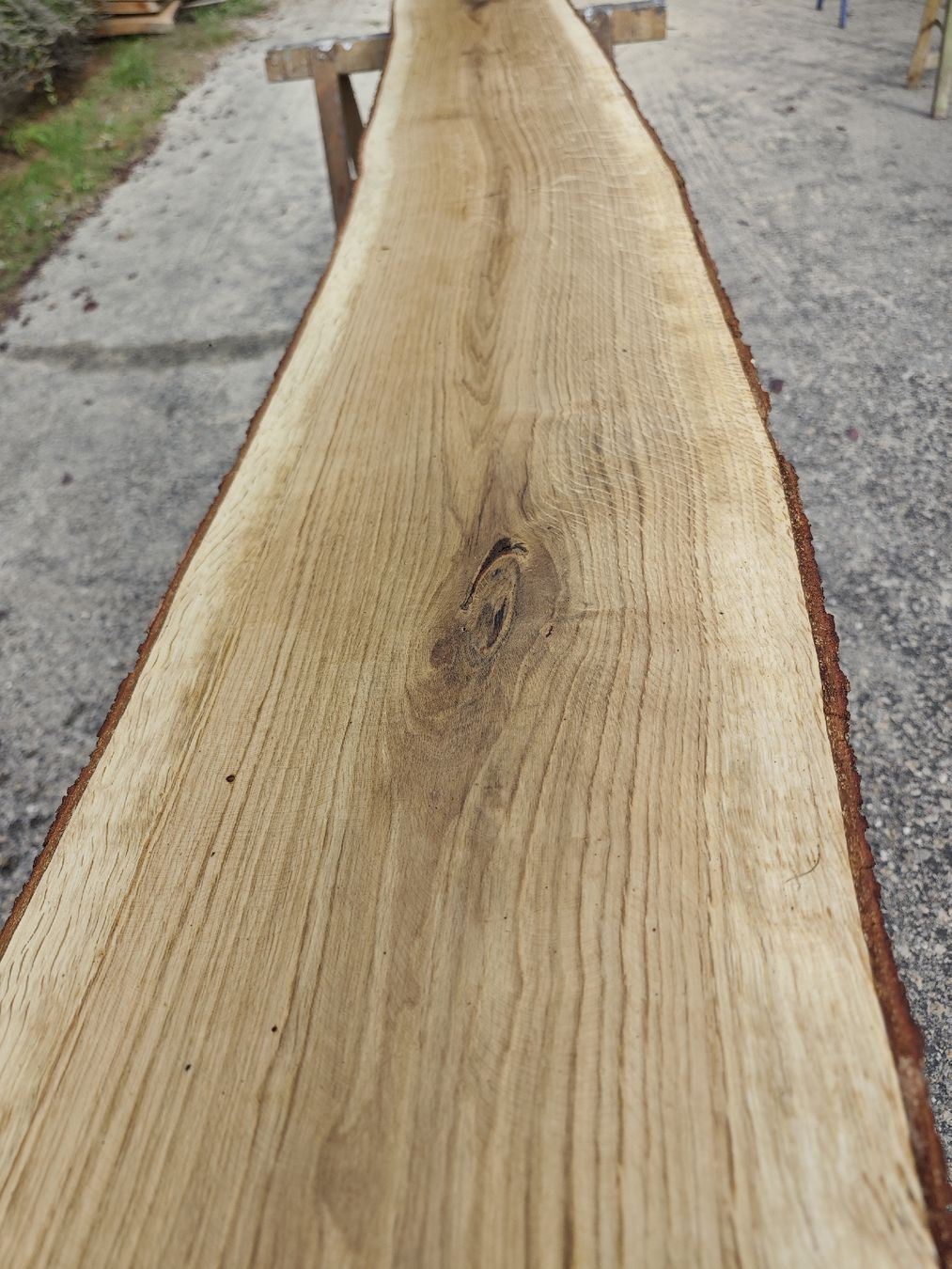 Articoli in legno: E3 Eichenbrett massiv 30 mm – Luftgetrocknet – Nuovo (secondo la descrizione) da Brittnau venduto da Toebiholz 3