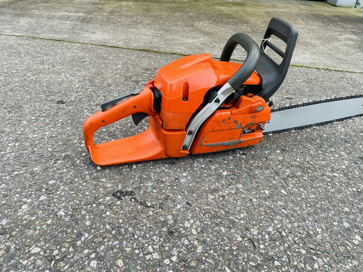 Husqvarna Seghe: Motorsäge Husqvarna 350 – Usato da Würenlos venduto da Shop_Shop 3