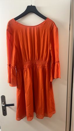Leichtes Kleid orange mit Trompetenärmeln - sehr schön 