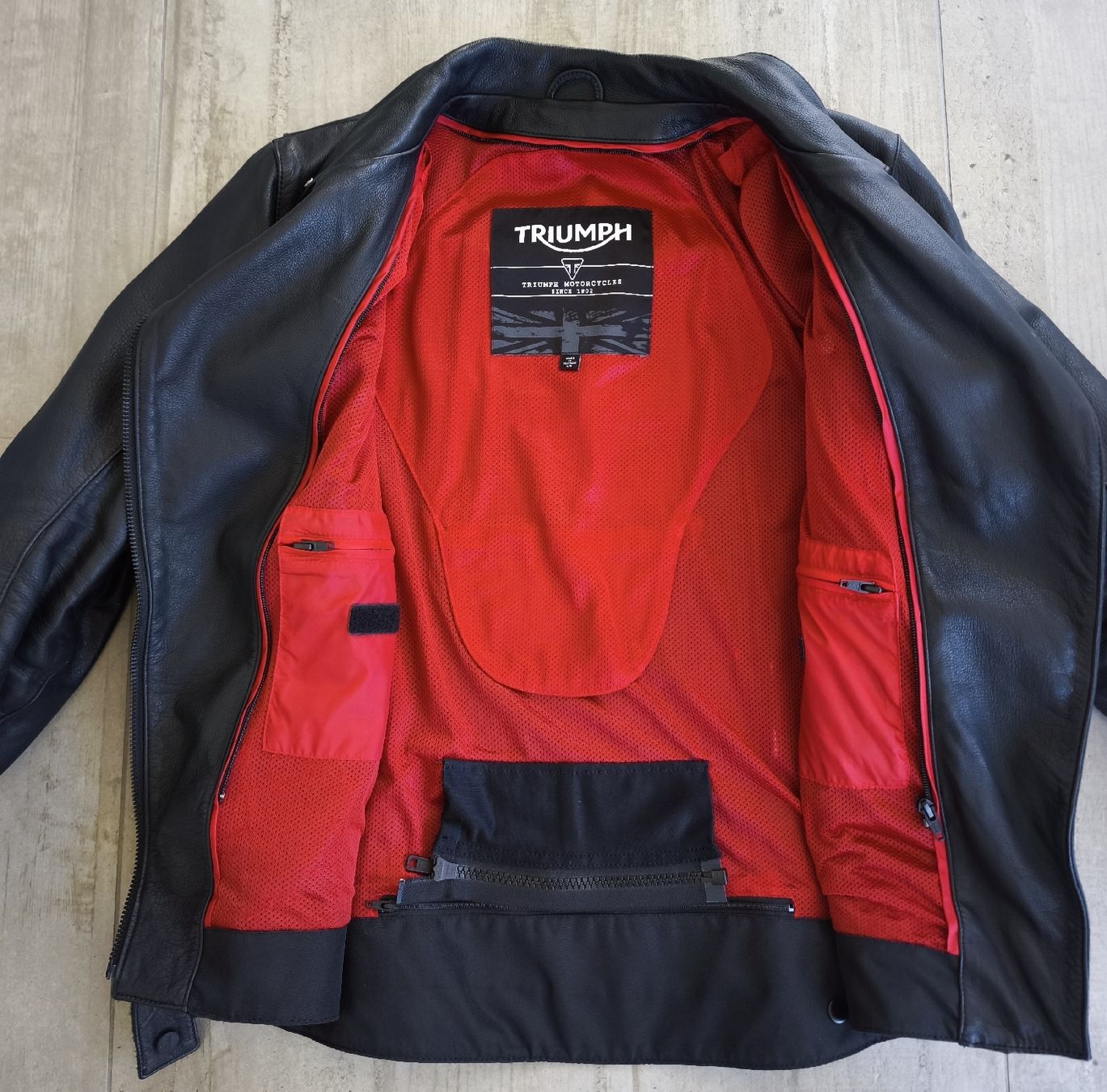 Triumph Giacche: Triumph Damen Lederjacke Gr L – Usato da Unterägeri venduto da fisch67 2
