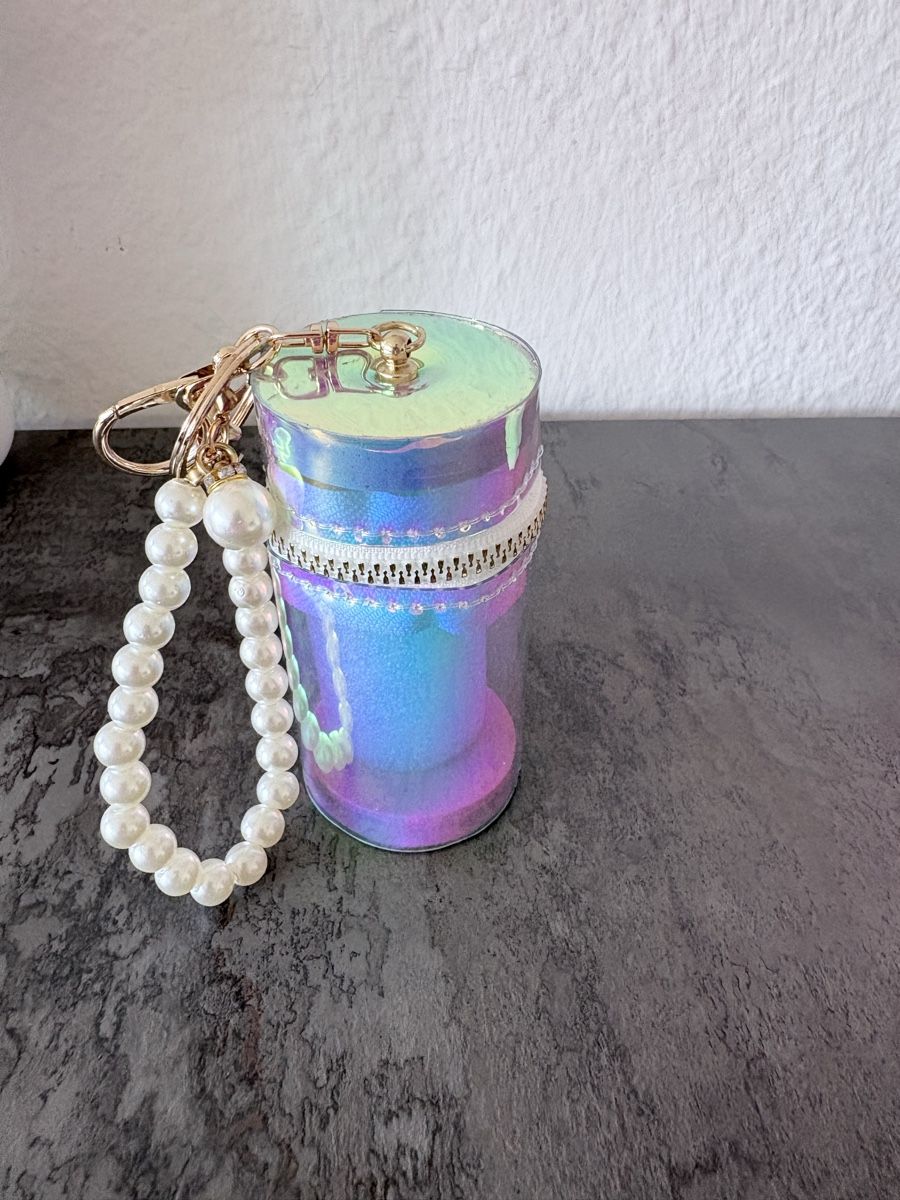 Portachiavi: Glitzer-Accessoire-Taschenanhänger mit Perlen - Neu – Nuovo (secondo la descrizione) da Frenkendorf venduto da kokira