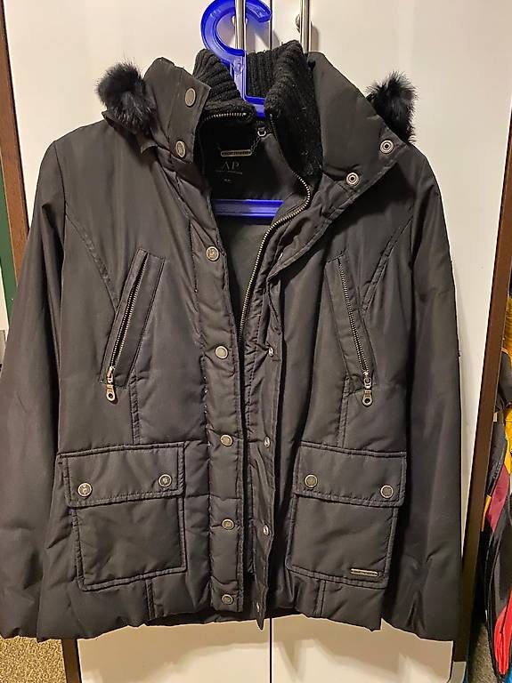 Jacken: Winterjacke Grösse 34 – Gebraucht aus Reinach BL von lum_c2rl