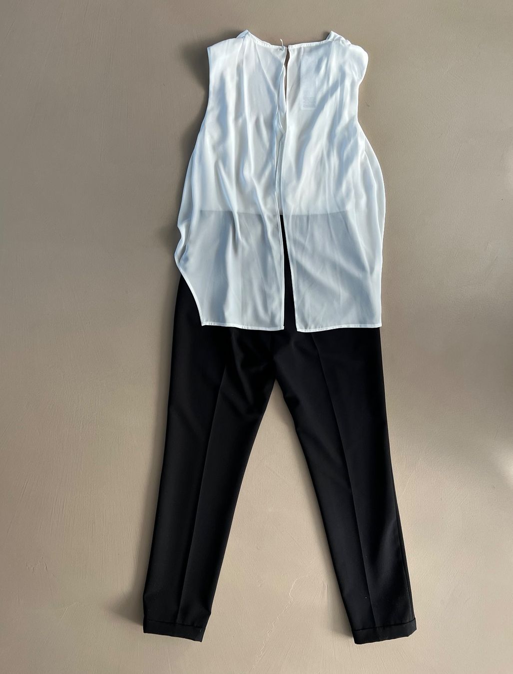 Liu Jo Tute: LIU JO Jumpsuit 🖤 – Usato da Zürich venduto da ClosetQueen 4
