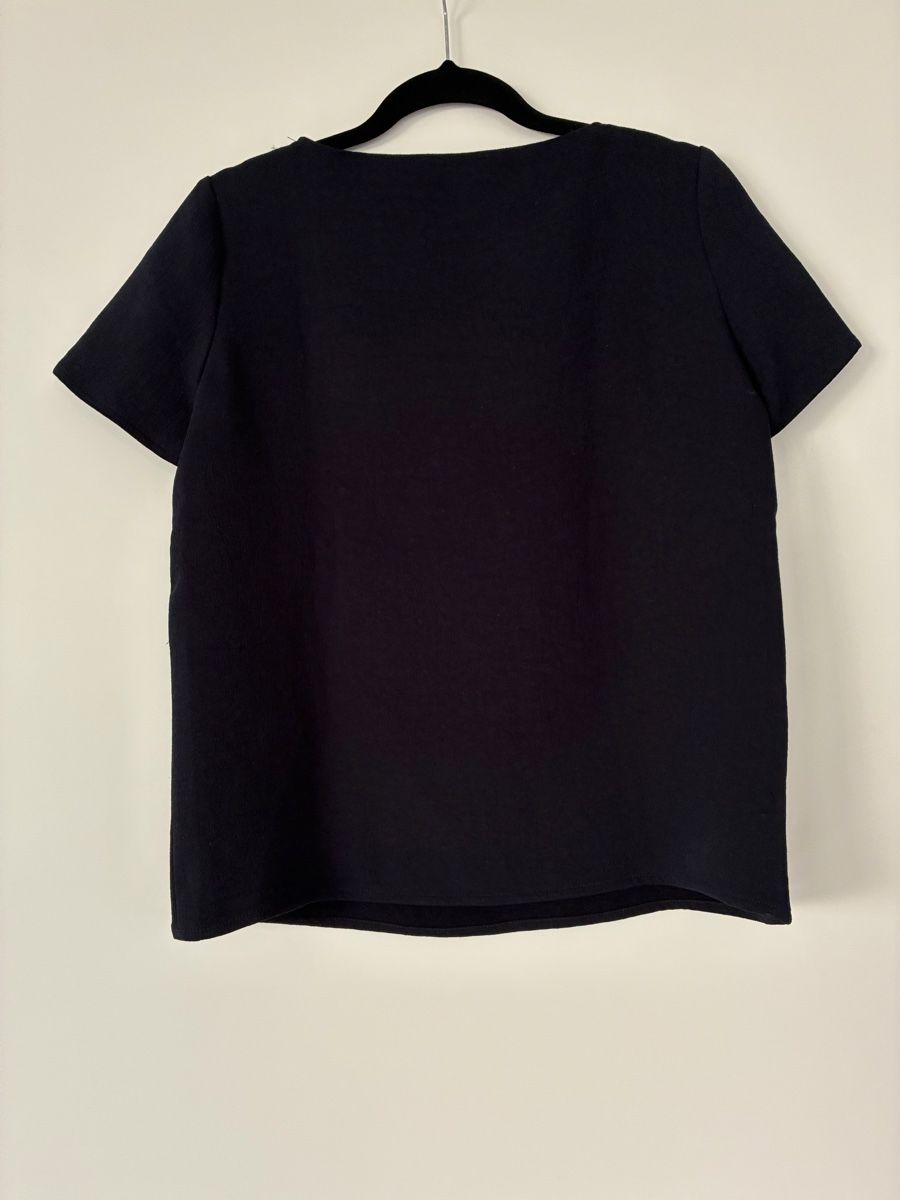 Maje Top: Top à strass bleu marine Maje – Usato da Lausanne venduto da Gabrie 2