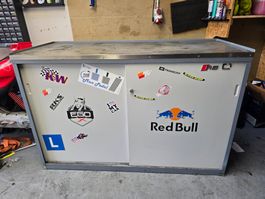 Massiver Metallschrank für Werkstatt/ Garage