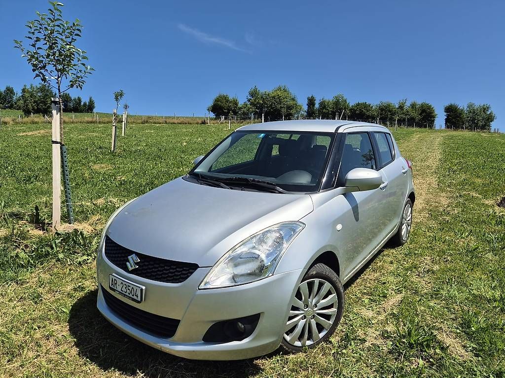 Autos: Suzuki Swift 1.2 Allrad 4x4 – D'occasion à Wald AR par sch_772w