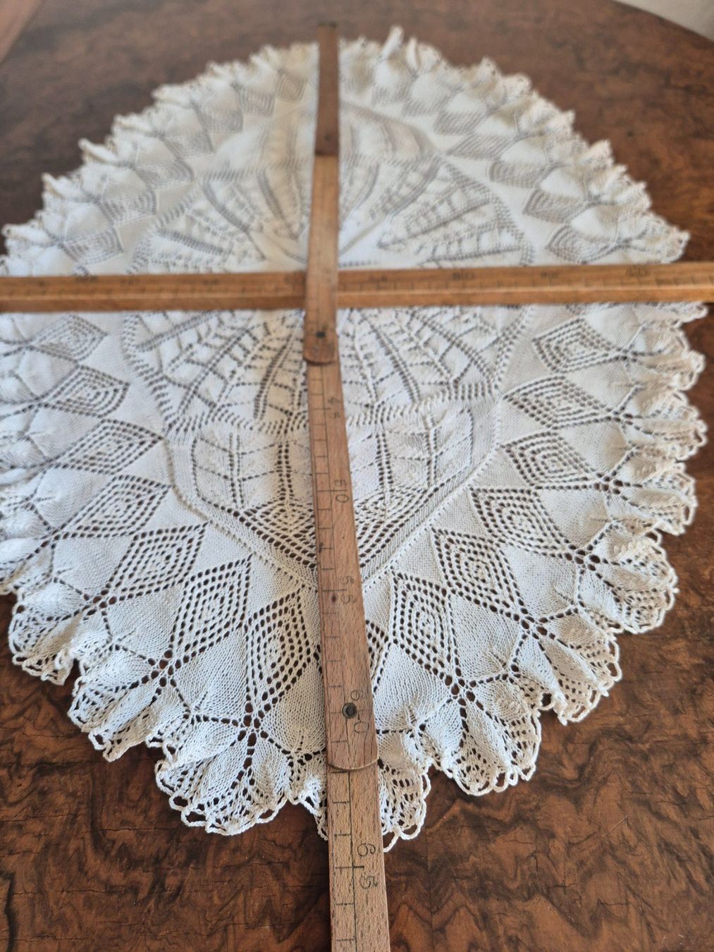 Autre linge de table: Deckentuch Handarbeit gestrickt 65x45 cm – D'occasion à Bern par aronari 6