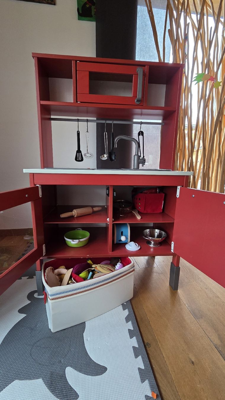 Ikea Giocattoli: Spielküche mit Zubehör – Usato da Klosters venduto da Natifabio 1