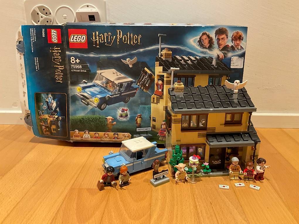 Lego Kit di costruzioni: Harry Potter Lego 75968 Ligusterweg 4 – Usato da Pfungen venduto da altijdlente