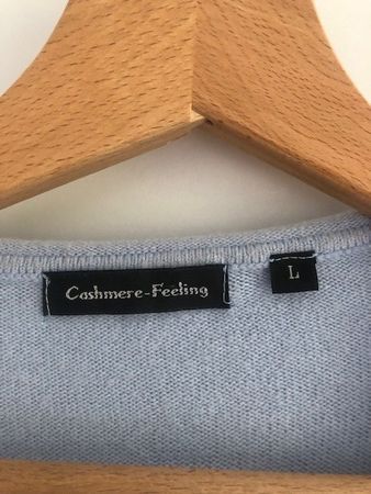 Lichtblauer Pullover, L, mit Kaschmir-Feeling, 100% Acryl