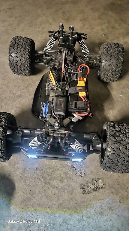 Modellismo RC: Voiture rc 1.8 4S team magic Bugy Baja Beattle 340fr – Usato da Versoix venduto da Ruzipat1 3