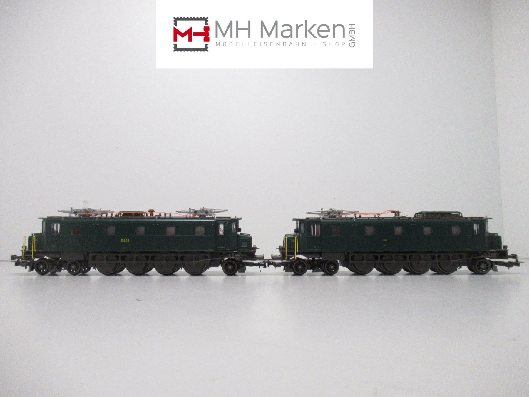 Piko Modellini di ferrovie: Piko 97782 Doppelpackung E-Loks Ae 4/7 SBB CFF FFS Digital – Usato da Basel venduto da mhmarken