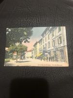 Un Saluto da Chiasso, Via alla Stazione 