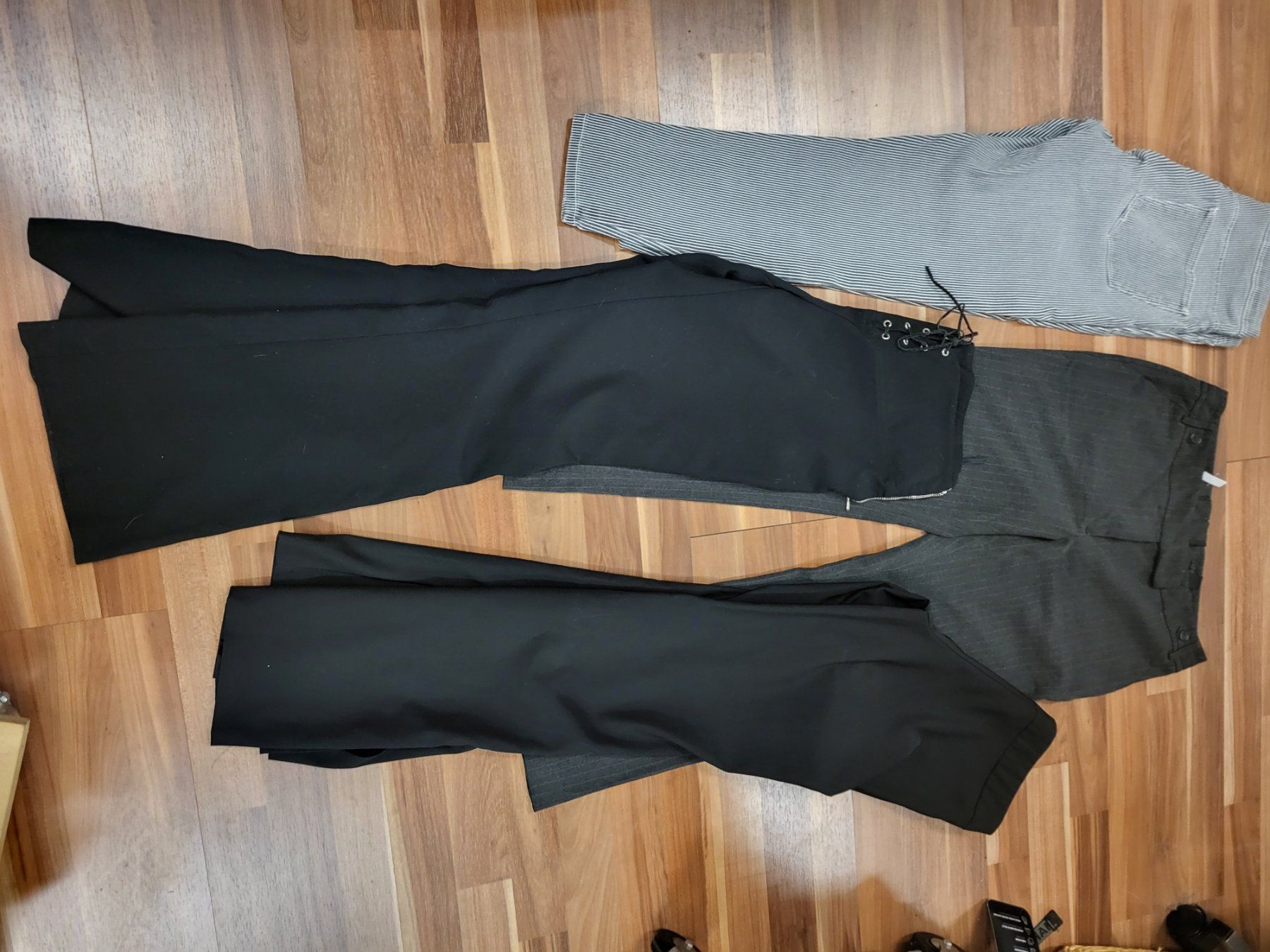 Hosen: 1 Hose gr 38 Nach Wahl B4 – Gebraucht aus Schwarzenburg von flamingo1970