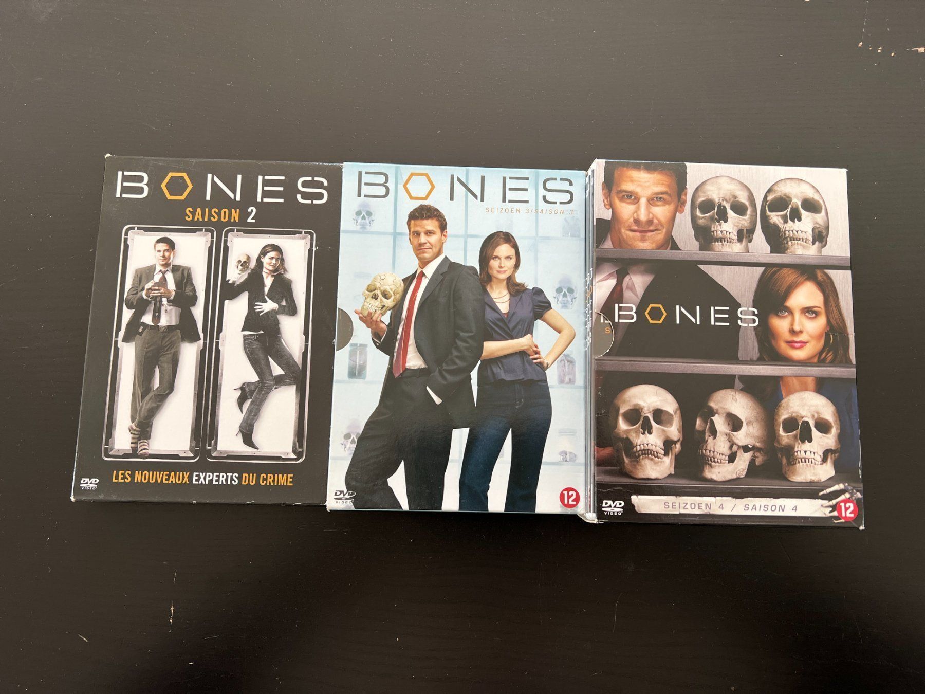 Tutti i DVDs: 12 coffrets Bones, Californication, Las Vegas, One tree hill – Usato da Murist venduto da kalmec 5