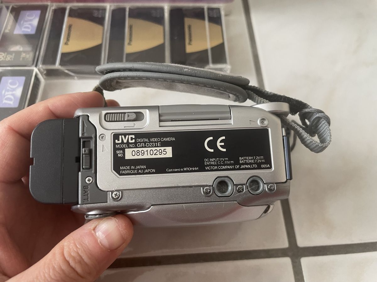 JVC Videocamere: JVC Video Kamera – Usato da Amriswil venduto da einkaufverkauf 4