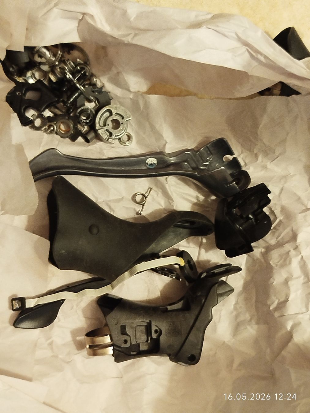 Shimano Pezzi di ricambio: Shimano 105 3x10 defekt  – Difettoso da Zürich venduto da etronicspy 5