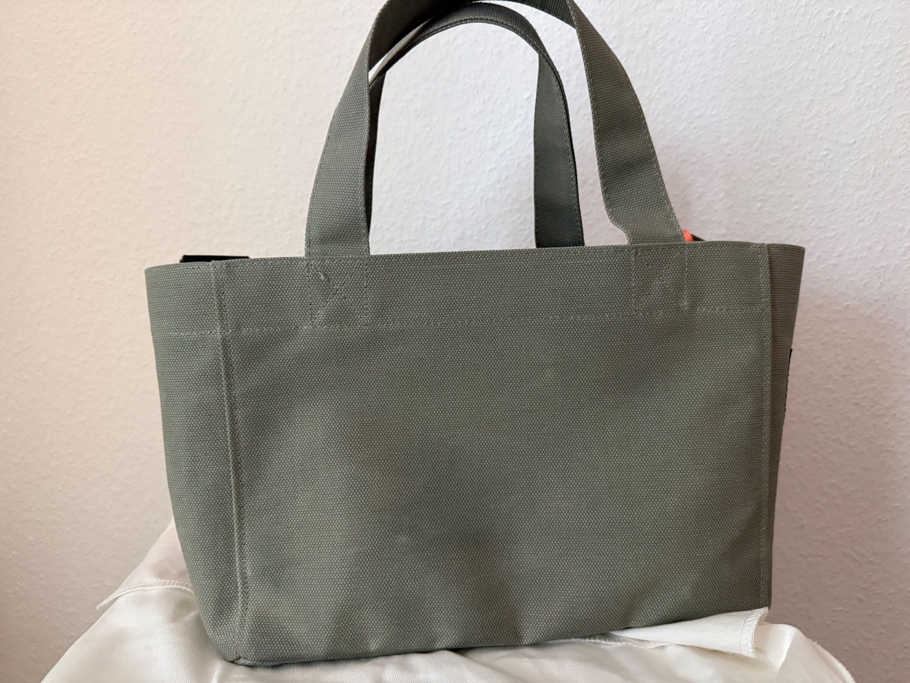 Taschen für Damen: VINT+ WAXED CANVAS TOTE BAG - SMALL - GRAU VIGORE – Neu (gemäss Beschreibung) aus Unterägeri von Angi2478 1
