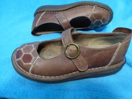 DR MARTENS HALBSCHUHE GR 39,5 NEU LEDER ECHTLEDER BRAUN
