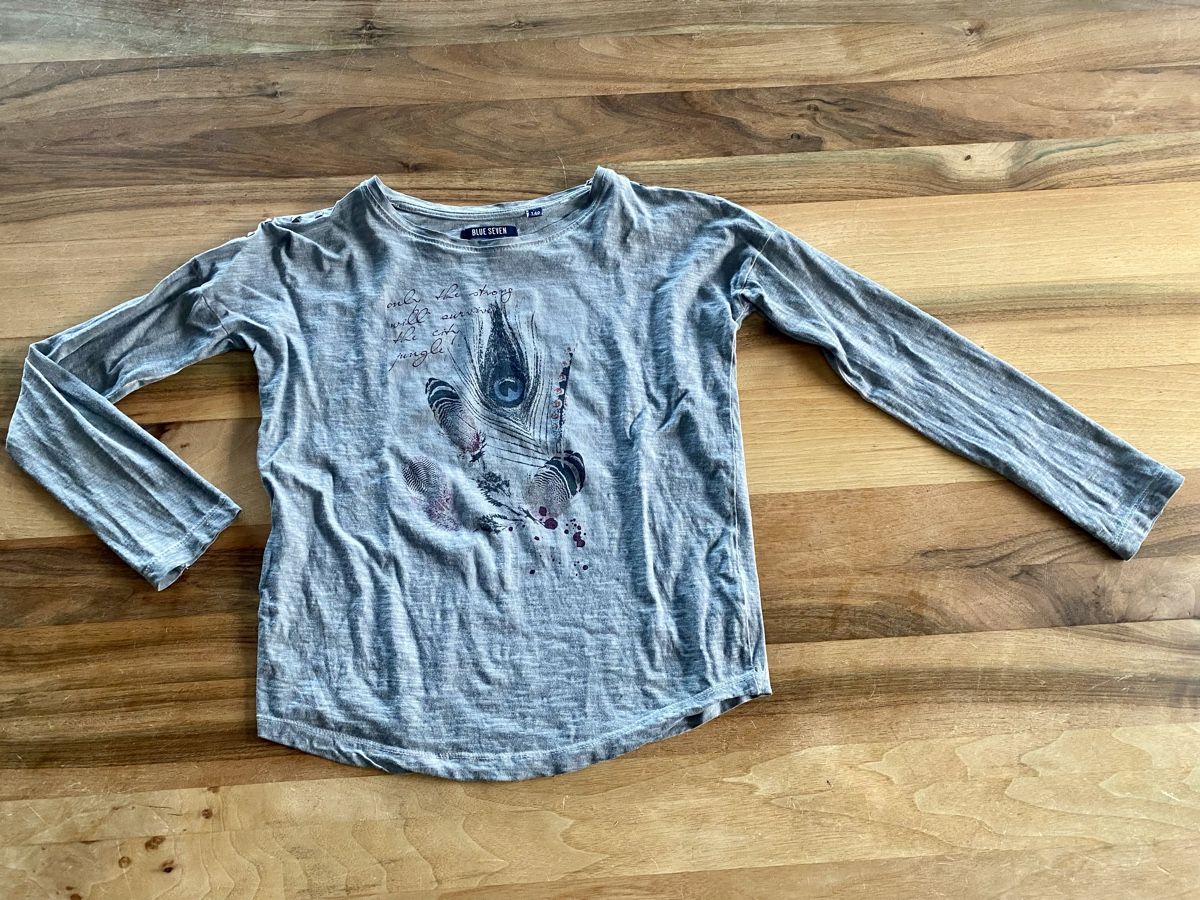Maglioni & Felpe: Pulli Longsleeve Blue Seven Gr. 140 Mädchen Shirt Pullover – Usato da Horw venduto da dreamsofacid