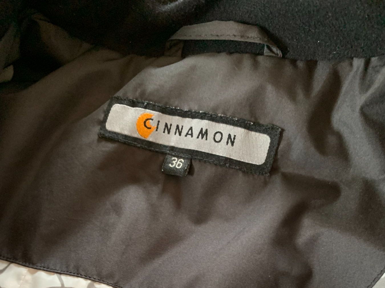 Giacche: CINNAMON Damen Jacke, Gr. 36, Schwarz – Usato da Worb venduto da farben20zauber 6