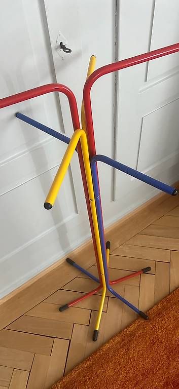 Guardaroba: Designer Kinder Kleiderstange – Usato da Zürich venduto da zevius 1