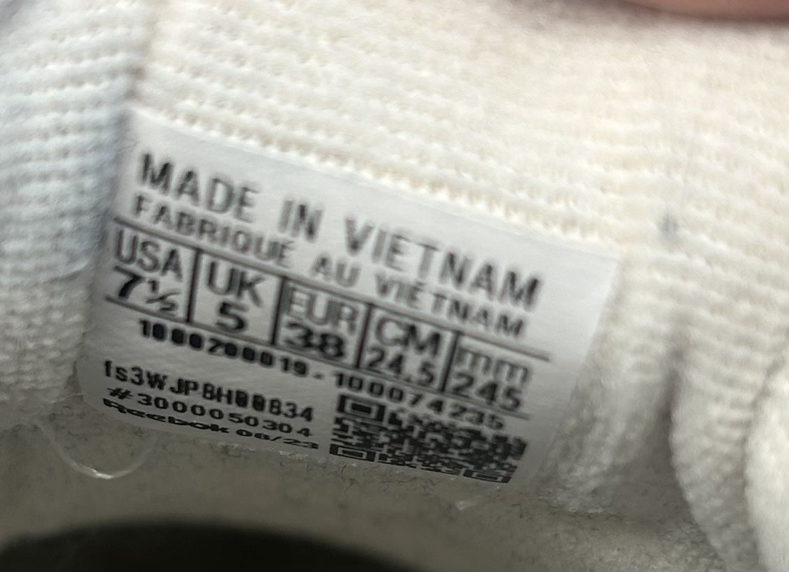 Reebok Scarpe da donna: Superschöne Reebok Sneaker, Gr. 38 – Usato da Davos Dorf venduto da Nuggetpete 4