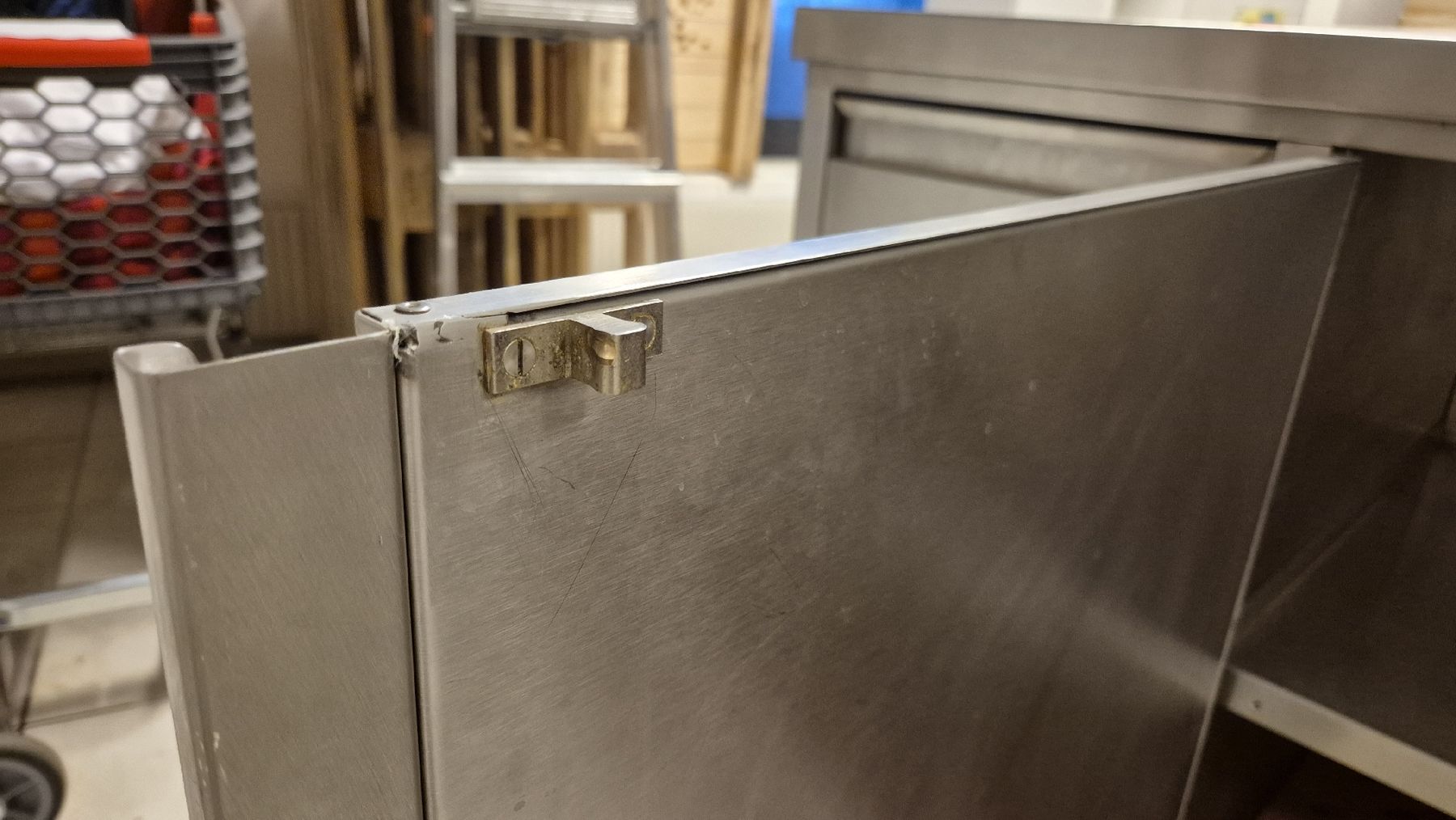 Cucine complete: Meuble en inox – Usato da Miex venduto da Avavelle 3
