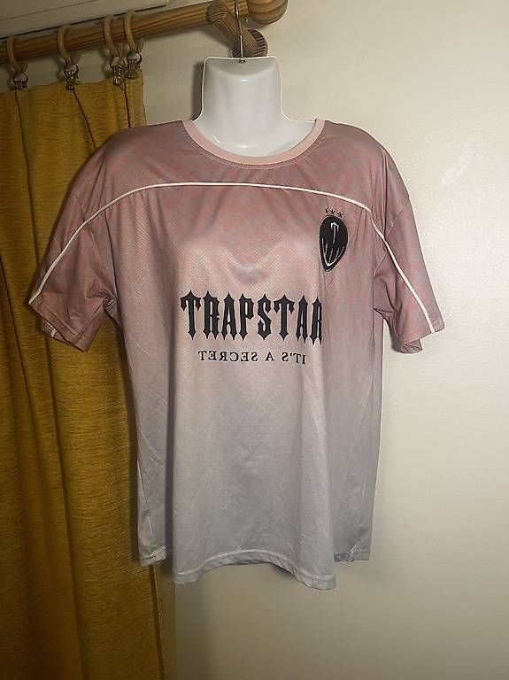 T-shirt: T'shirt trapstar – Usato da Cheiry venduto da dam_pd2m