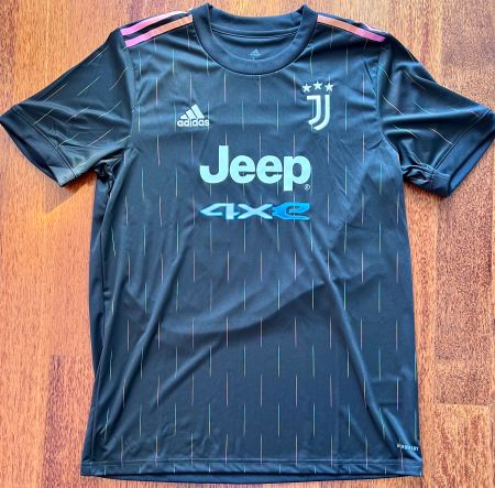 Juventus Turin Away Shirt - 2021/22 - mit Print Chiellini