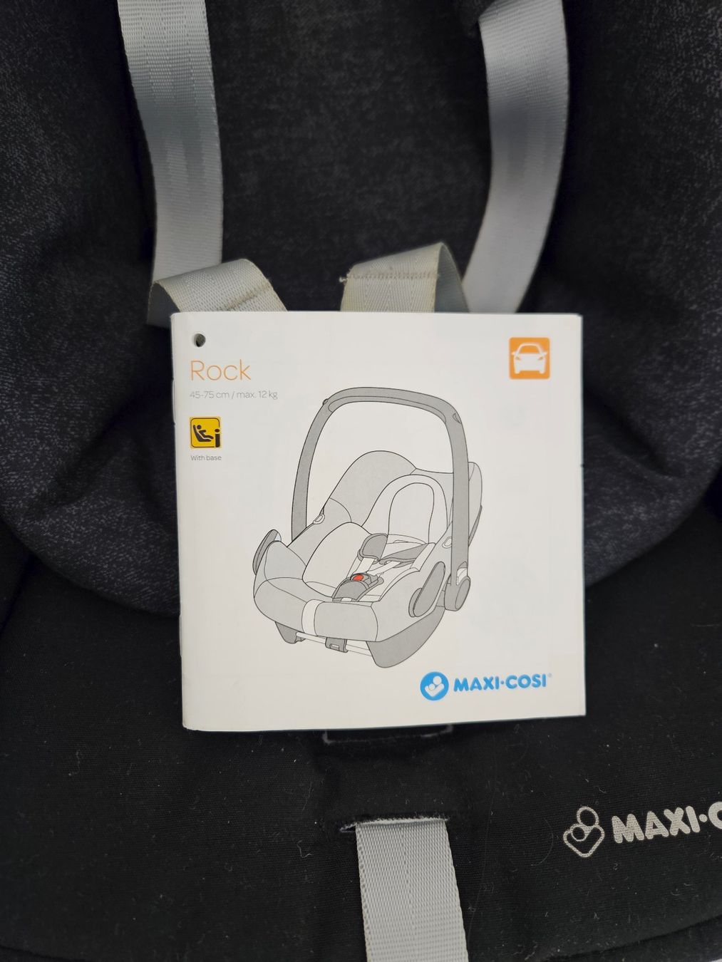Maxi-Cosi Seggiolini per auto: Maxi-Cosi Babyschale Rock mit Isofix-Basis – Usato da Meilen venduto da Mikrama 4