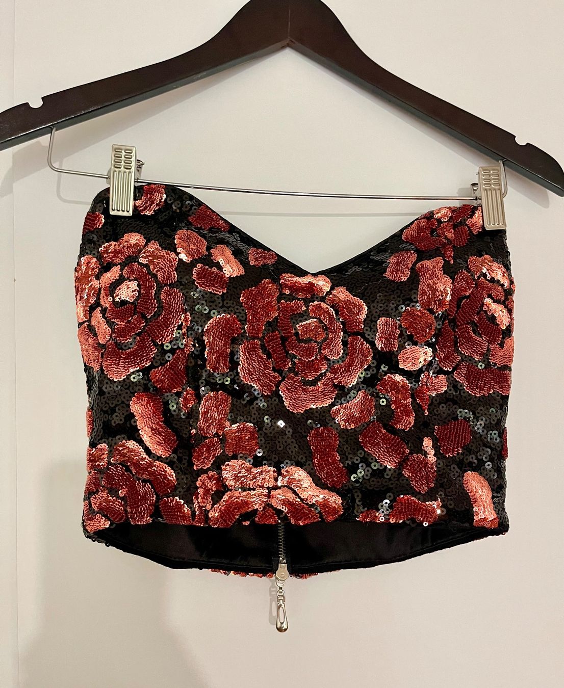 Top: Joli Top à Paillettes – Nuovo (secondo la descrizione) da Genève venduto da Annilu
