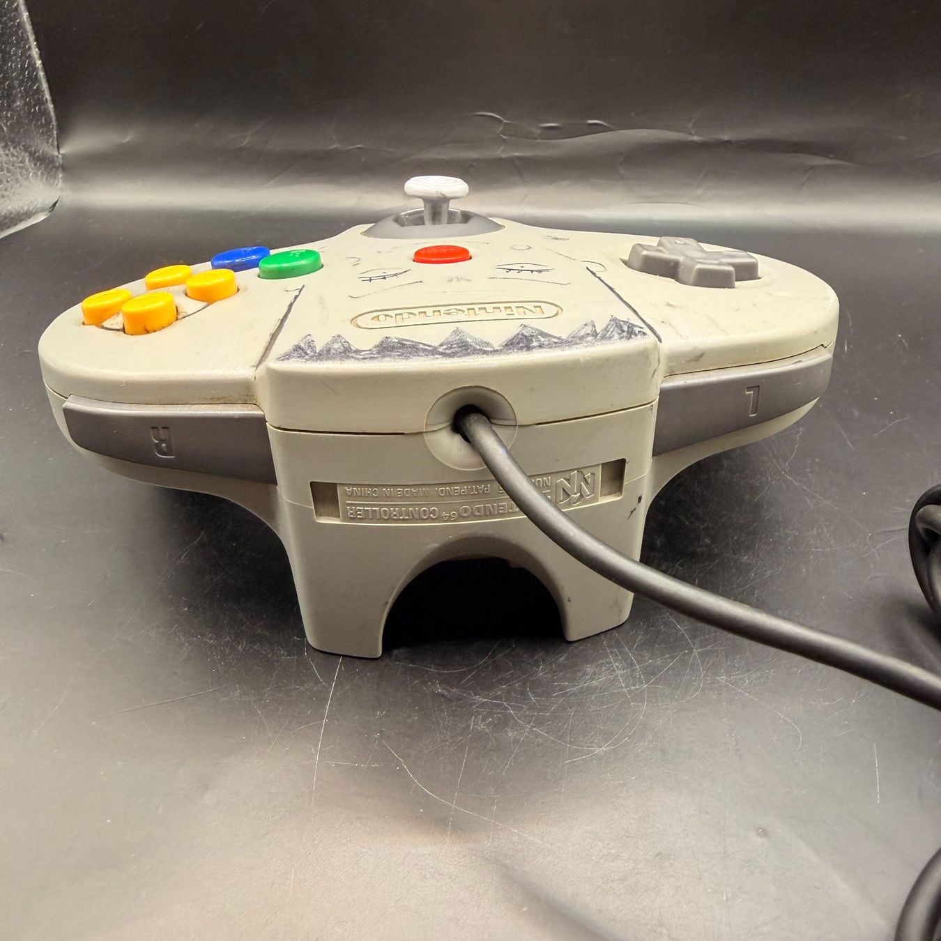 Nintendo Controller: Nintendo 64 Controller Grau – optische Mängel – Usato da Düdingen venduto da Nerdworld 2