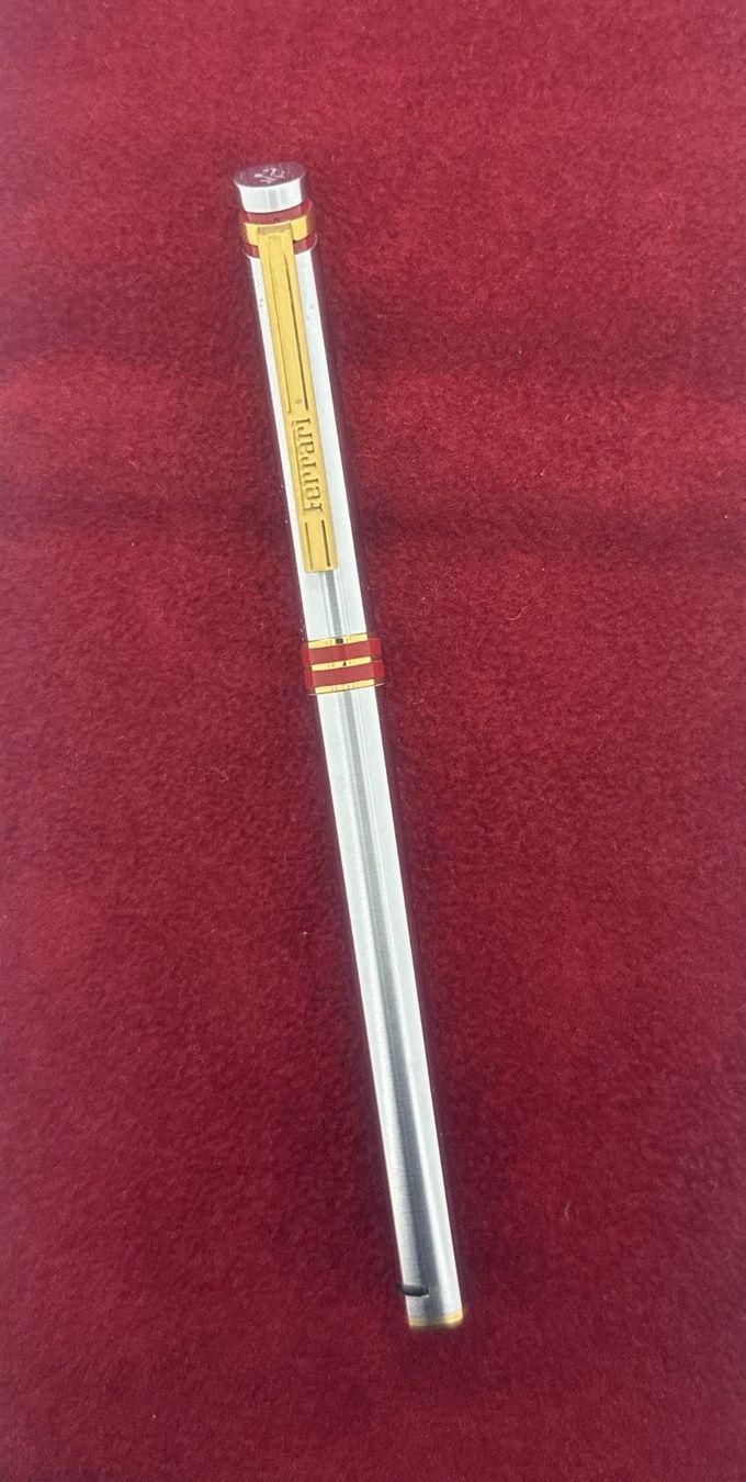 Penna & Evidenziatori: Stylo Plume Ferrari Original – Nuovo (secondo la descrizione) da Prez-vers-Noréaz venduto da JOCO1963 1