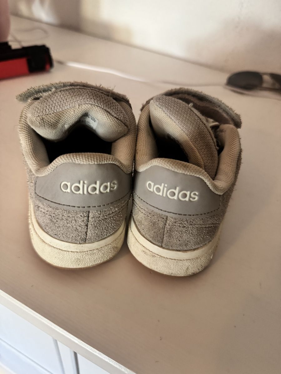 Adidas Scarpe per ragazzi: Adidas Schuhe 29  – Usato da Gossau SG venduto da rut_2dkt 1