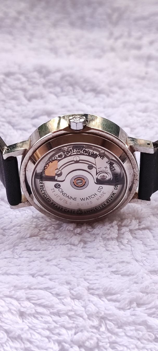 Mondaine Uhren: Mondaine Uhr Unisex  – Gebraucht aus Zollikofen von zar_j67f 3