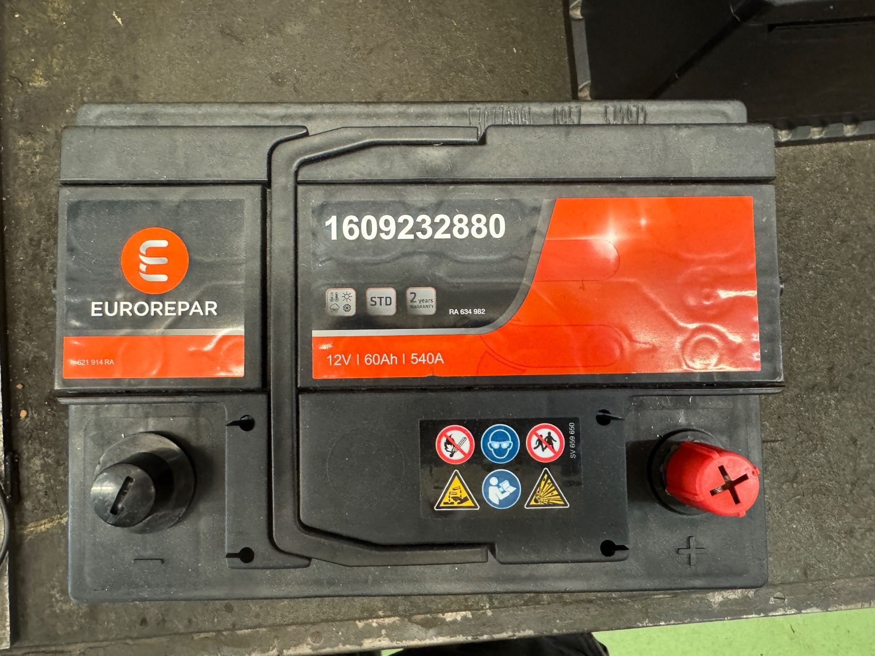 Batteries: Batterie 60AH – D'occasion à Widen par Dinero02