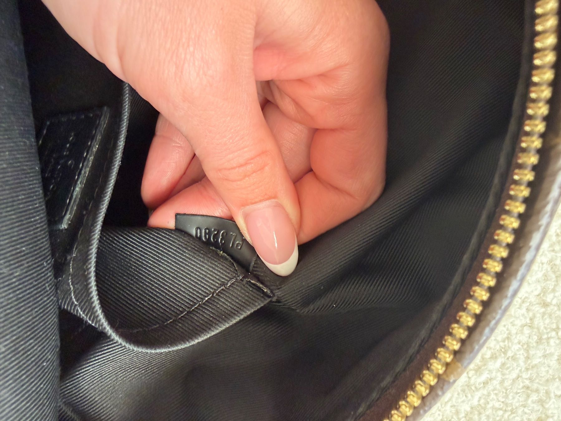 Louis Vuitton Zaini: Louis Vuitton Palm Springs PM – Nuovo (secondo la descrizione) da Baar venduto da Helena.29 4