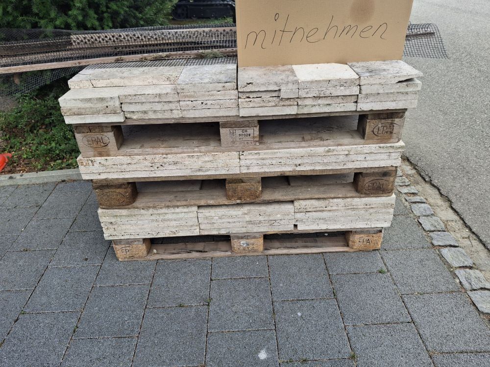 Revêtements de sol: Feinsteinzeug Platten – D'occasion à Oberbuchsiten par Cbk46 1