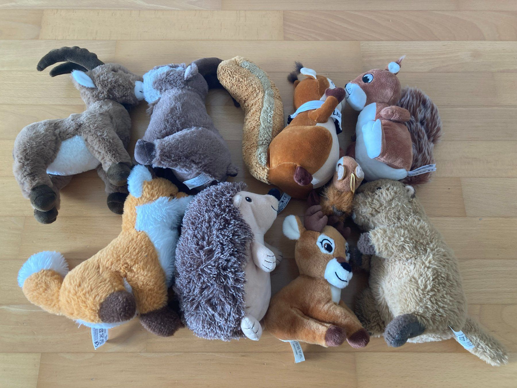 Giocattoli: Waldtiere Plüschtier-Set - 9 Tiere – Usato da Muttenz venduto da Juvenile33 4