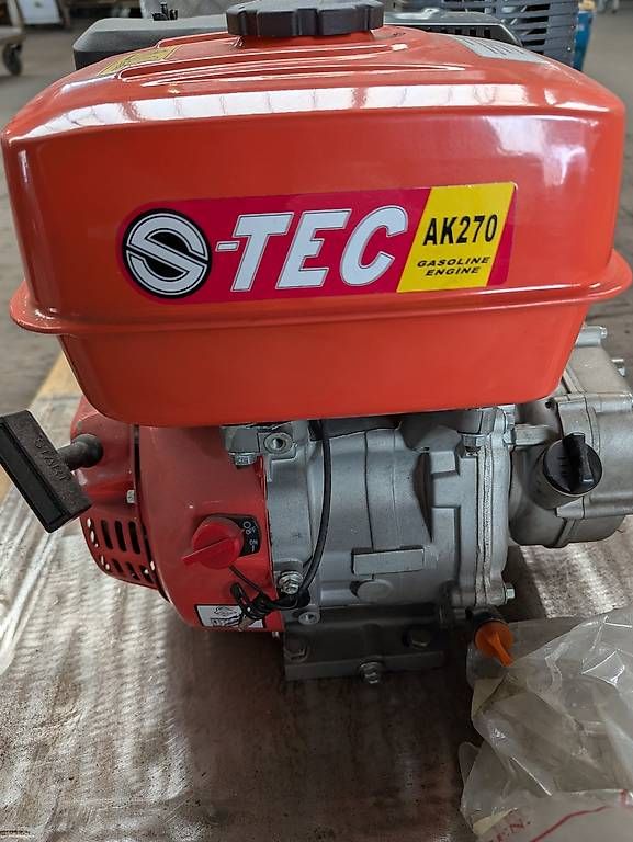 Motori: Benzinmotor - AK270 – Usato da Hefenhofen venduto da LieberherrAG