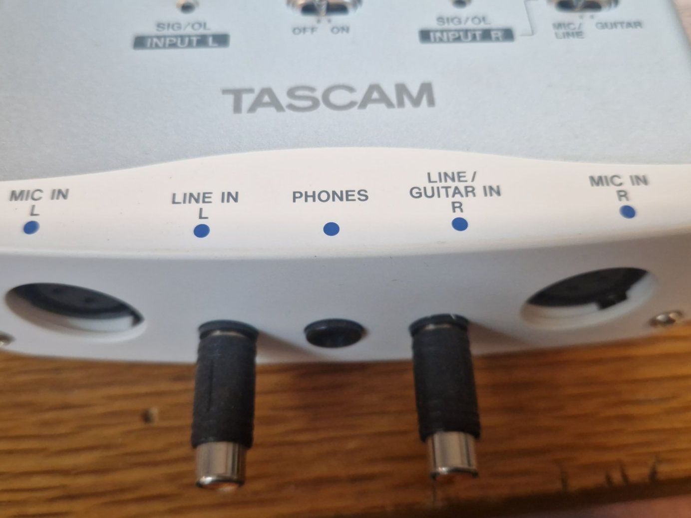 Attrezzatura per studi di registrazione: Tascam USB2.0 Audio/MIDI Interface – Usato da Wegenstetten venduto da Marcus2222 2