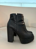 Schwarze Winter Stiefeletten, Kroko Optik, Grösse 36,