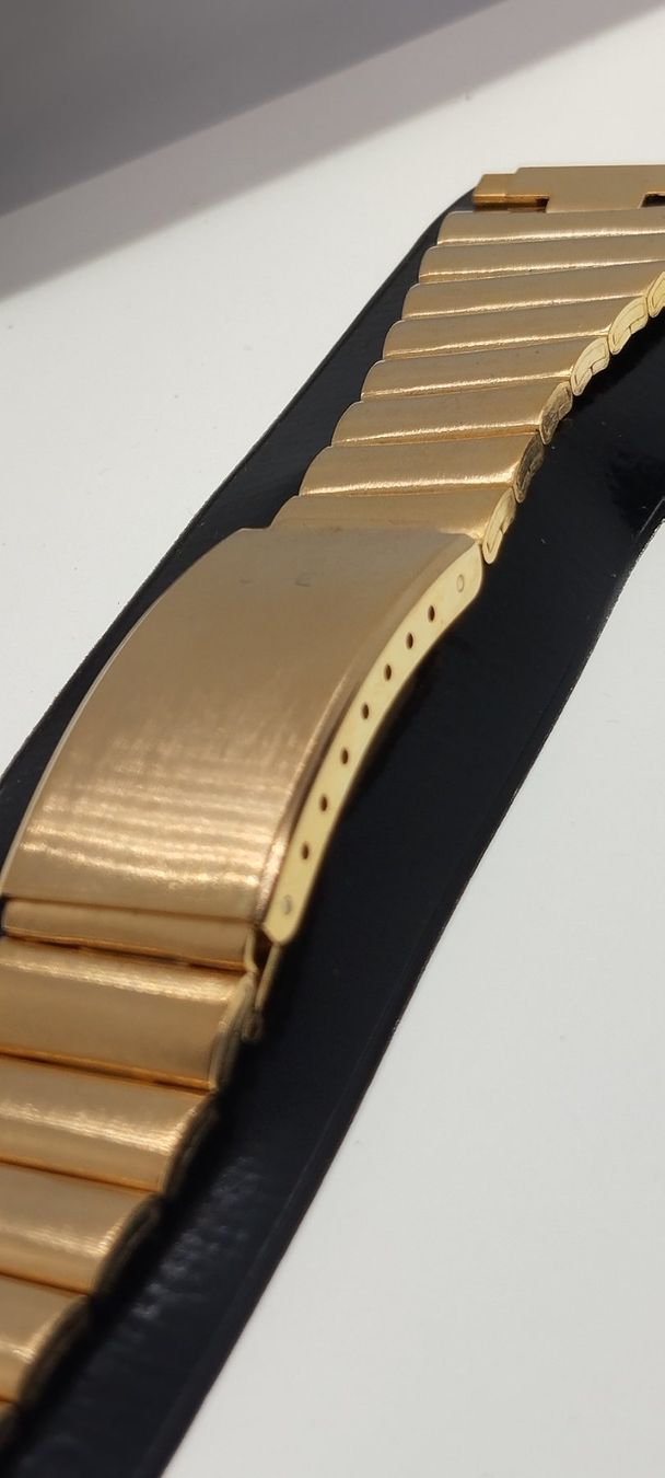 Orologi: Bracelet montre vintage – Usato da La Chaux-de-Fonds venduto da jac_9llg 2