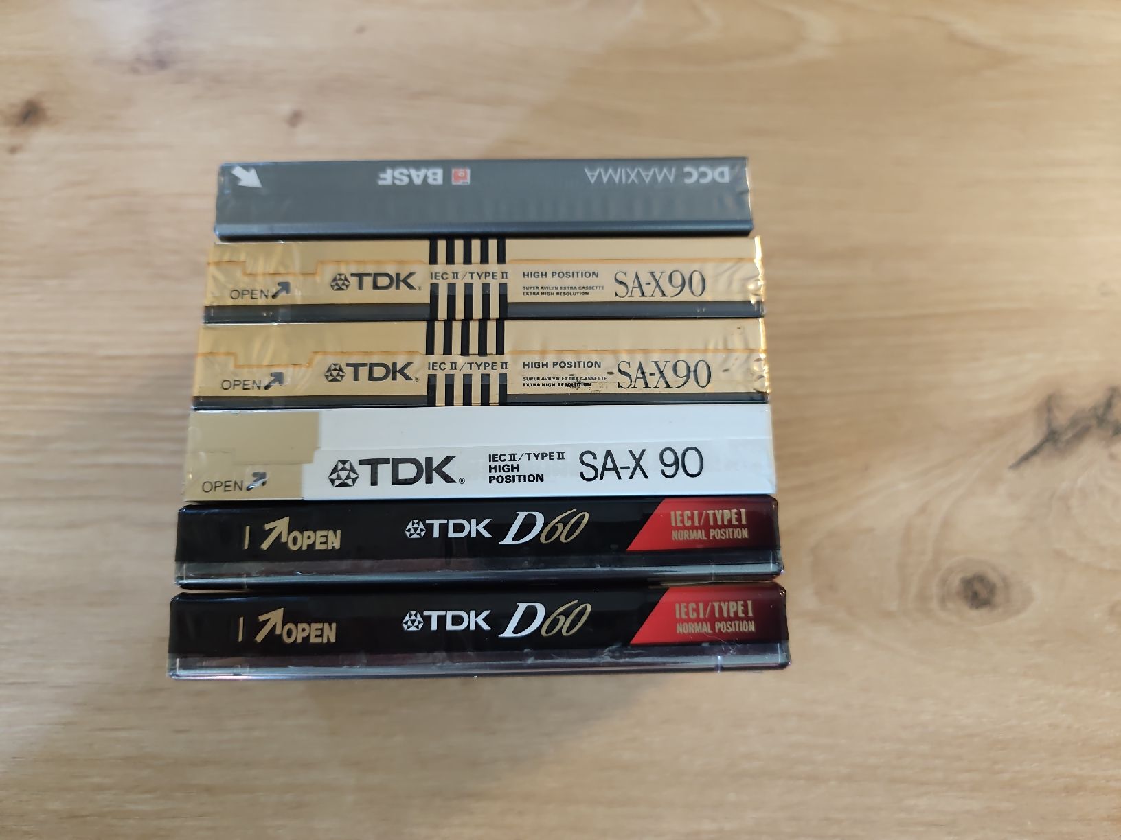 Musicassette: Cassettes Audio TDK SA-X 90 / D60 & BASF DCC Maxima Neuves – Nuovo e nell'imballaggio originale da Lausanne venduto da aro_7pwk 2