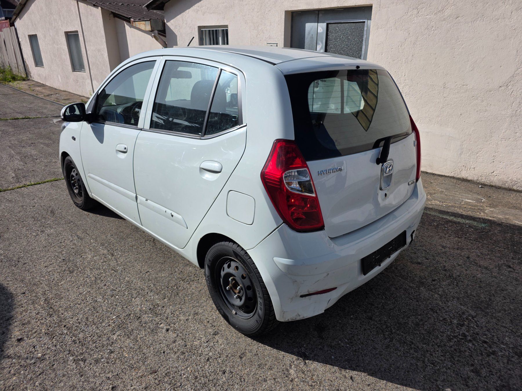 Hyundai Automobili: Hyundai i10 87500km top!!! – Usato da staffelbach venduto da del_gj7b 5