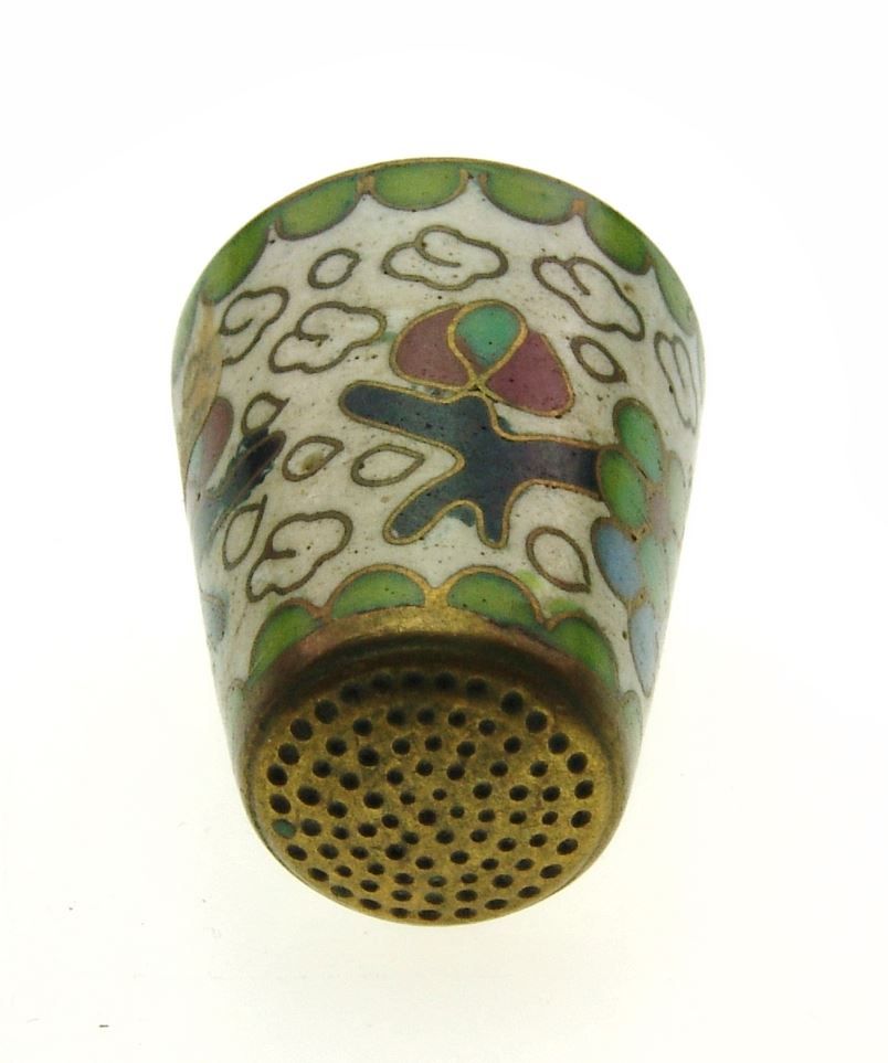 Ditali: Fingerhut mit Blumenmotiv (3) – Usato da Langenthal venduto da Sherkaan 5