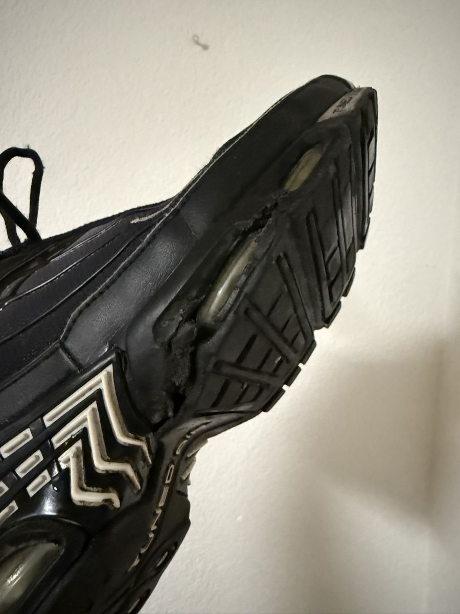 Nike Herrenschuhe: Nike Air Max Plus – Gebraucht aus Widnau von Refik28 1