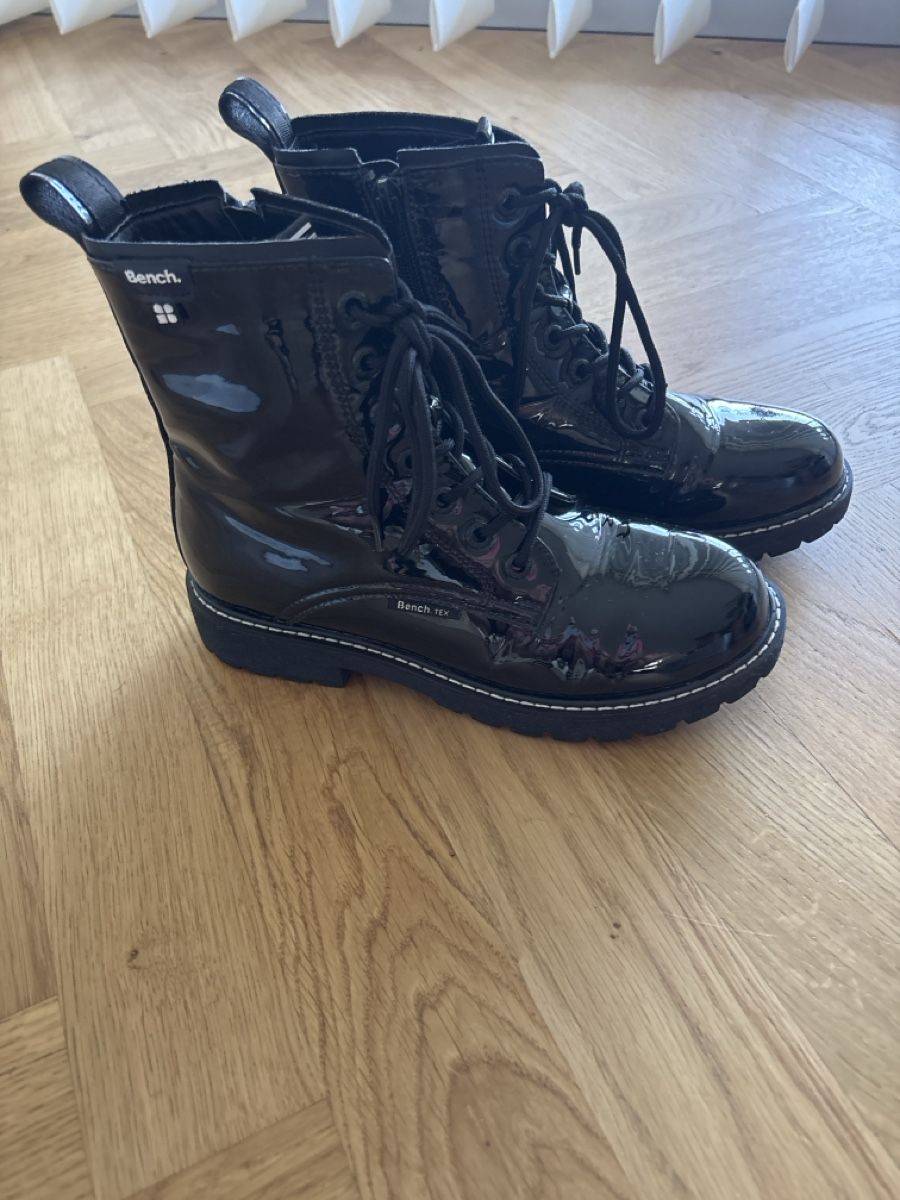Bench Scarpe per ragazze: Tolle Boots von Bench, Grösse 36 – Nuovo (secondo la descrizione) da Wohlen AG venduto da Michi761