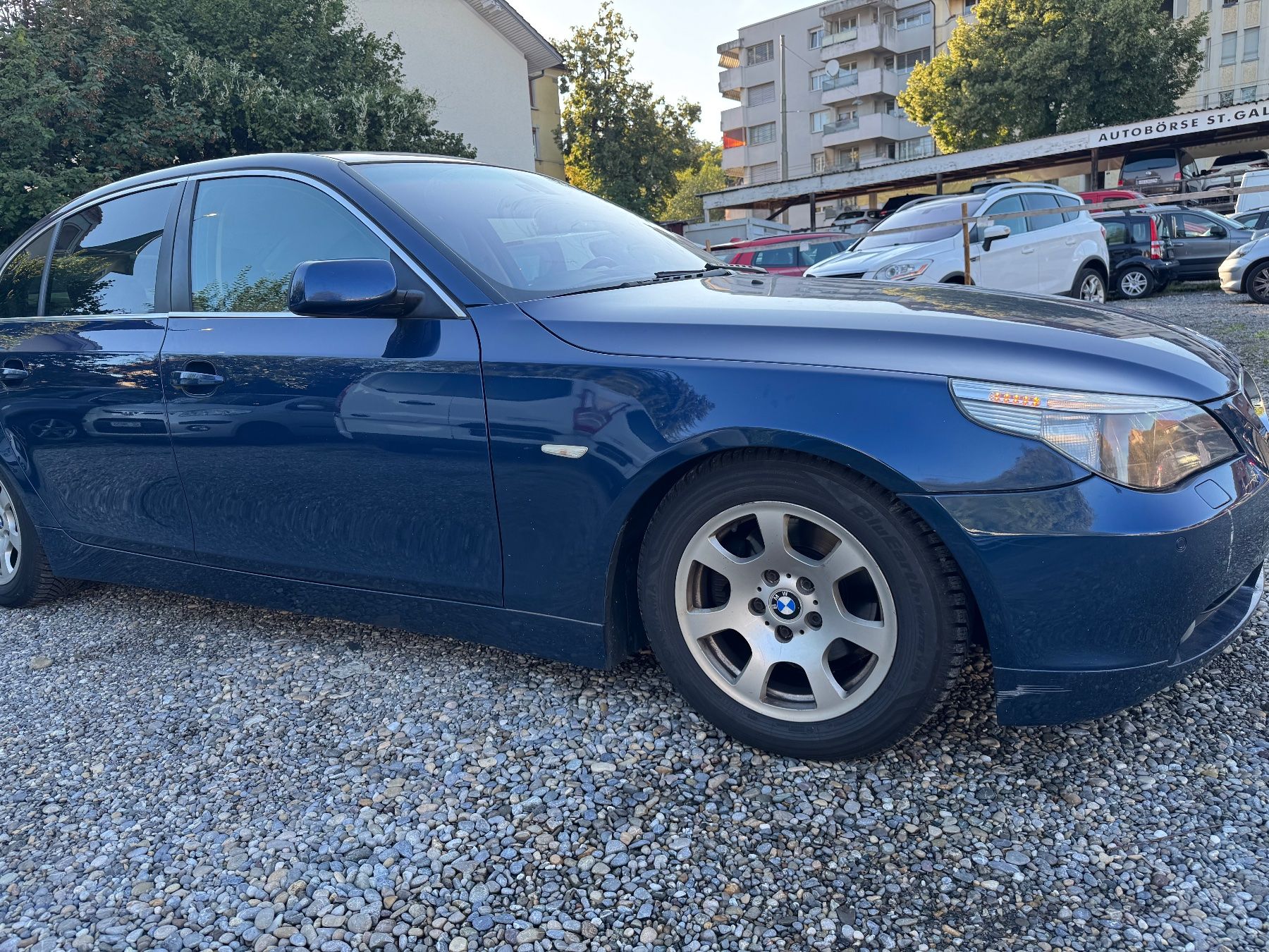 BMW Autos: BMW 520i 2.2 – Gebraucht aus St. Gallen von AutoSG 4
